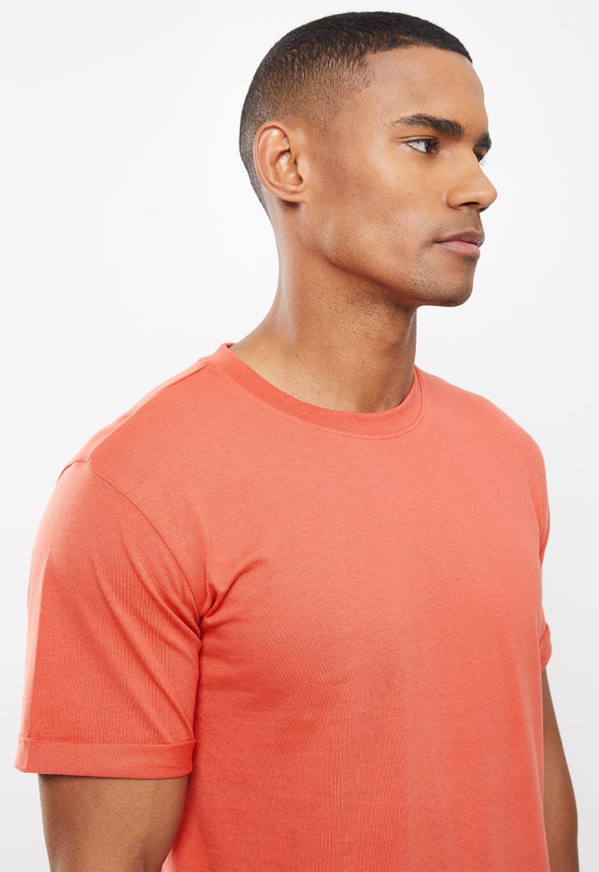 Calvin Klein - Badge turn up sleeve - rhubarb red