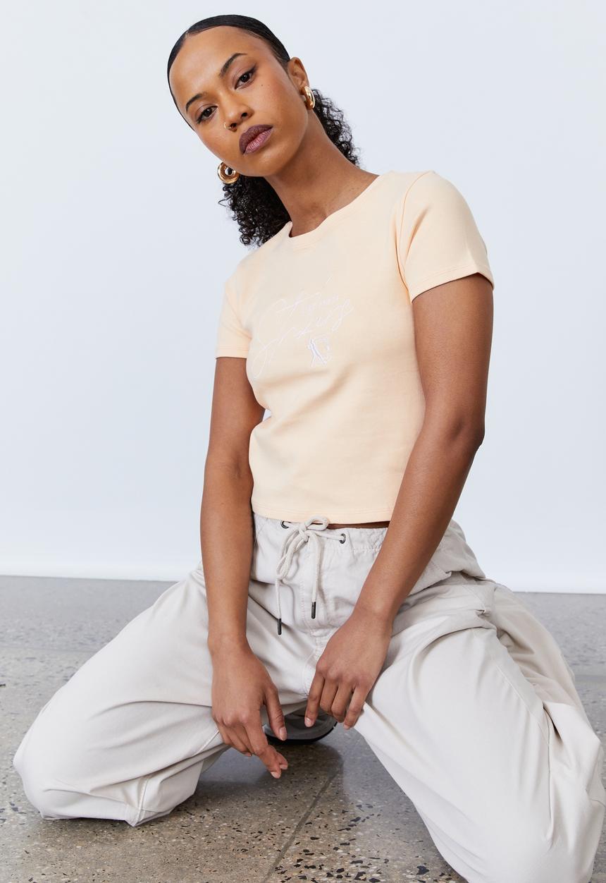 Factorie - Everyday graphic tee - strikers/cream puff