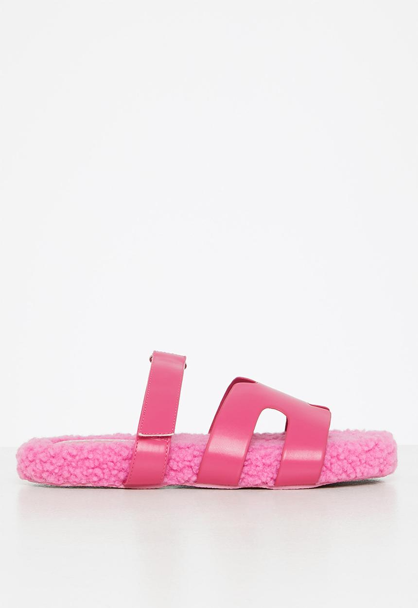 Public Desire - Hot fuzz slipper - pink borg
