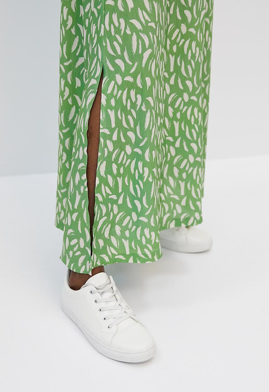 edit - A-line pull on maxi skirt - mono green 