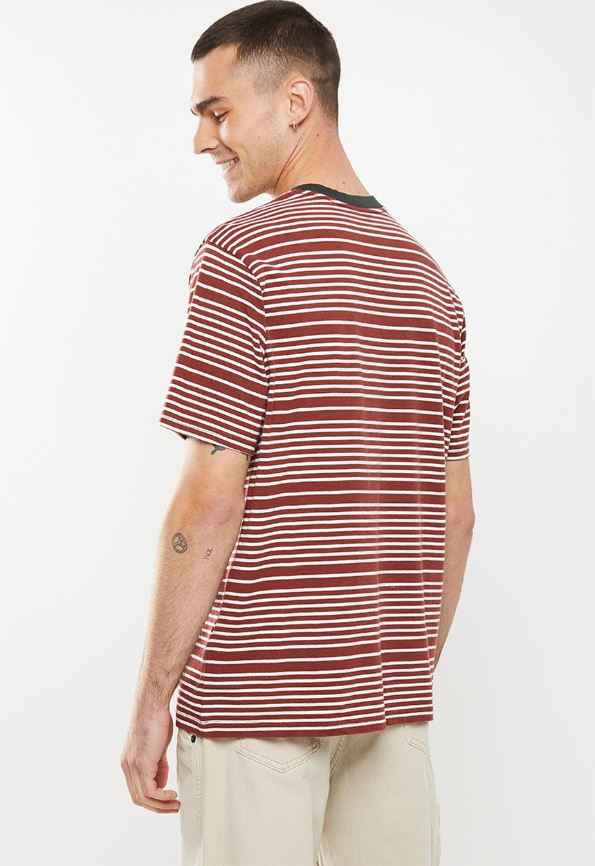 Levi’s® - Relaxed surf logo tee - burgundy