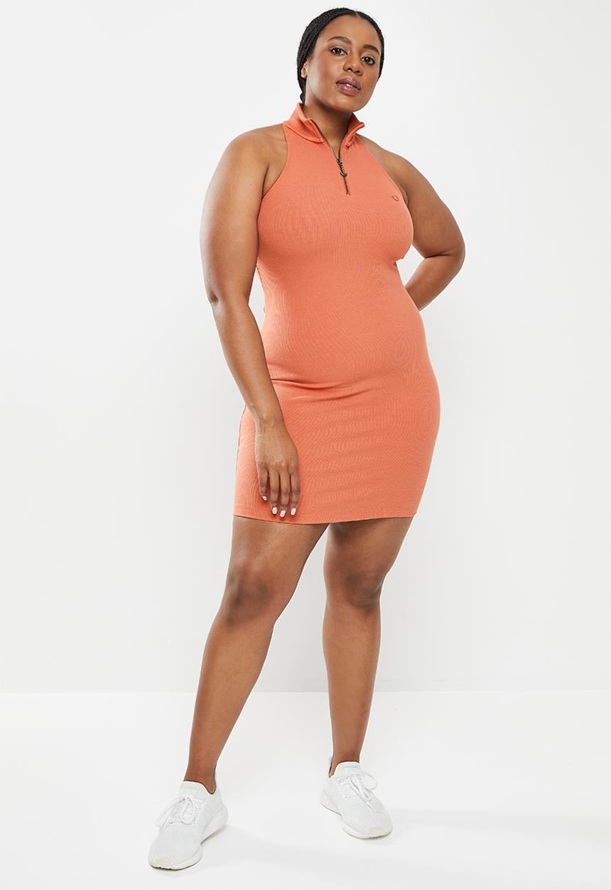 Plus contempo dress - magic earth