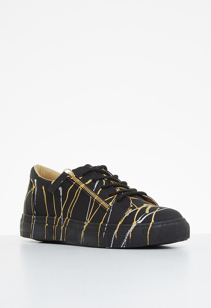 UrbanArt - Hydro 2 nub sneaker - gold & black