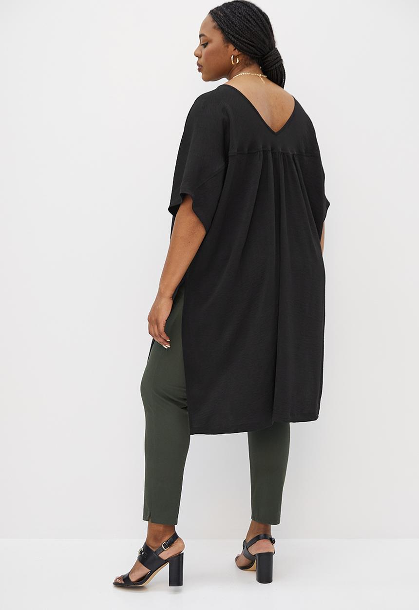 edit Plus - Longline slit detail shell top - black