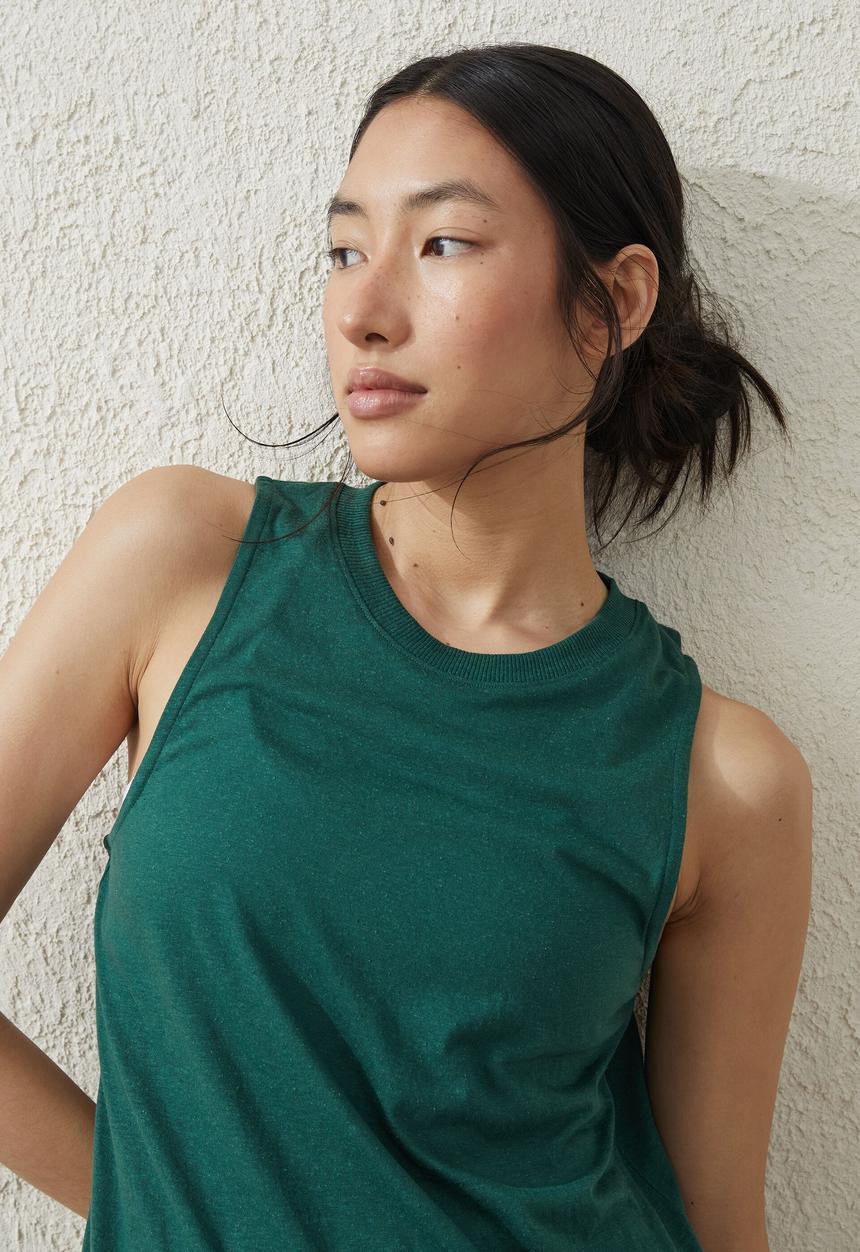 Cotton On - Active curve hem tank - verdant green