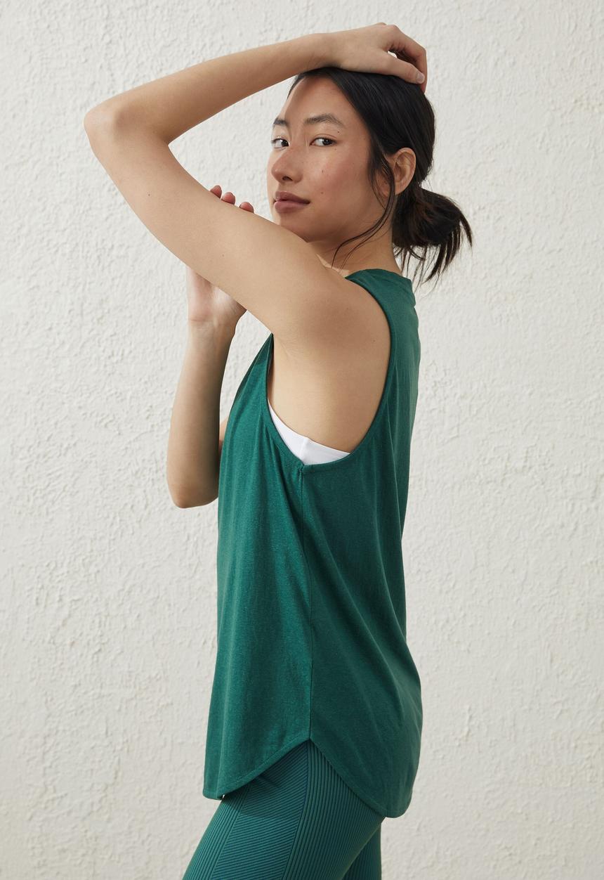 Cotton On - Active curve hem tank - verdant green
