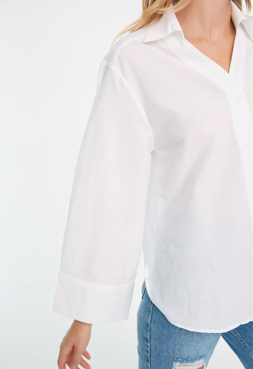 Trendyol - V neck shirt - ecru