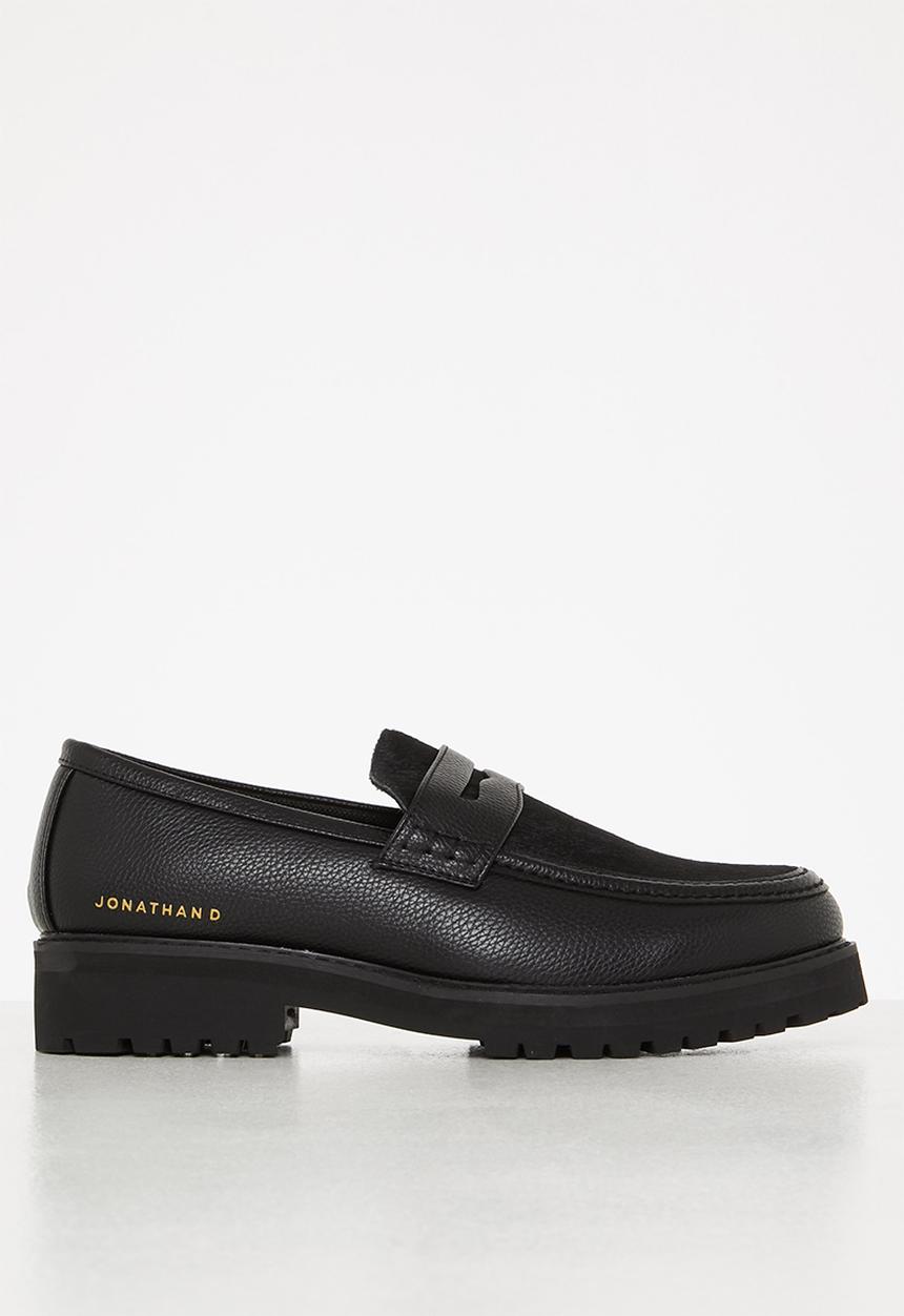 Jonathan D - Penny Moc - Black Pony Hair