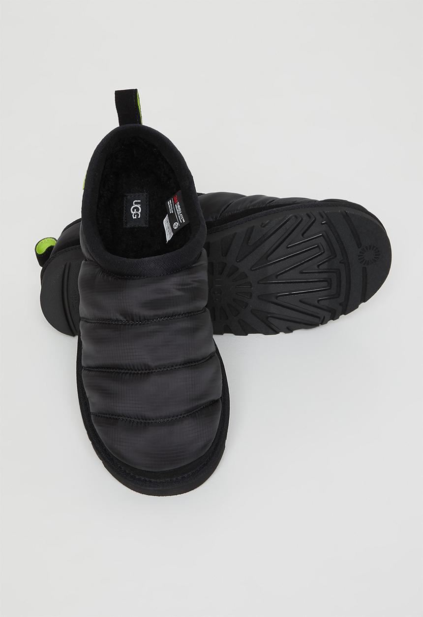 UGG® - Tasman puft -black