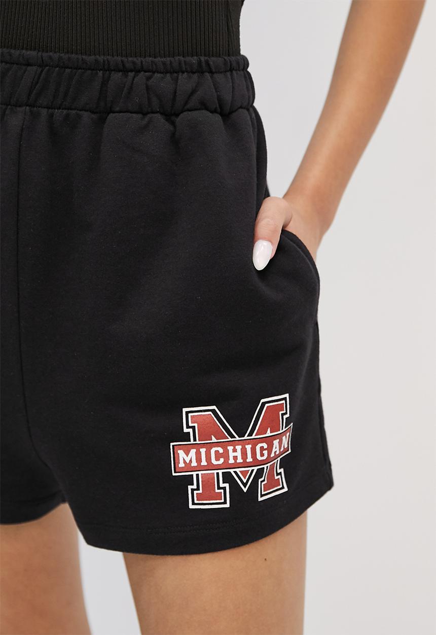 Blake - Fleece short w graphic - black