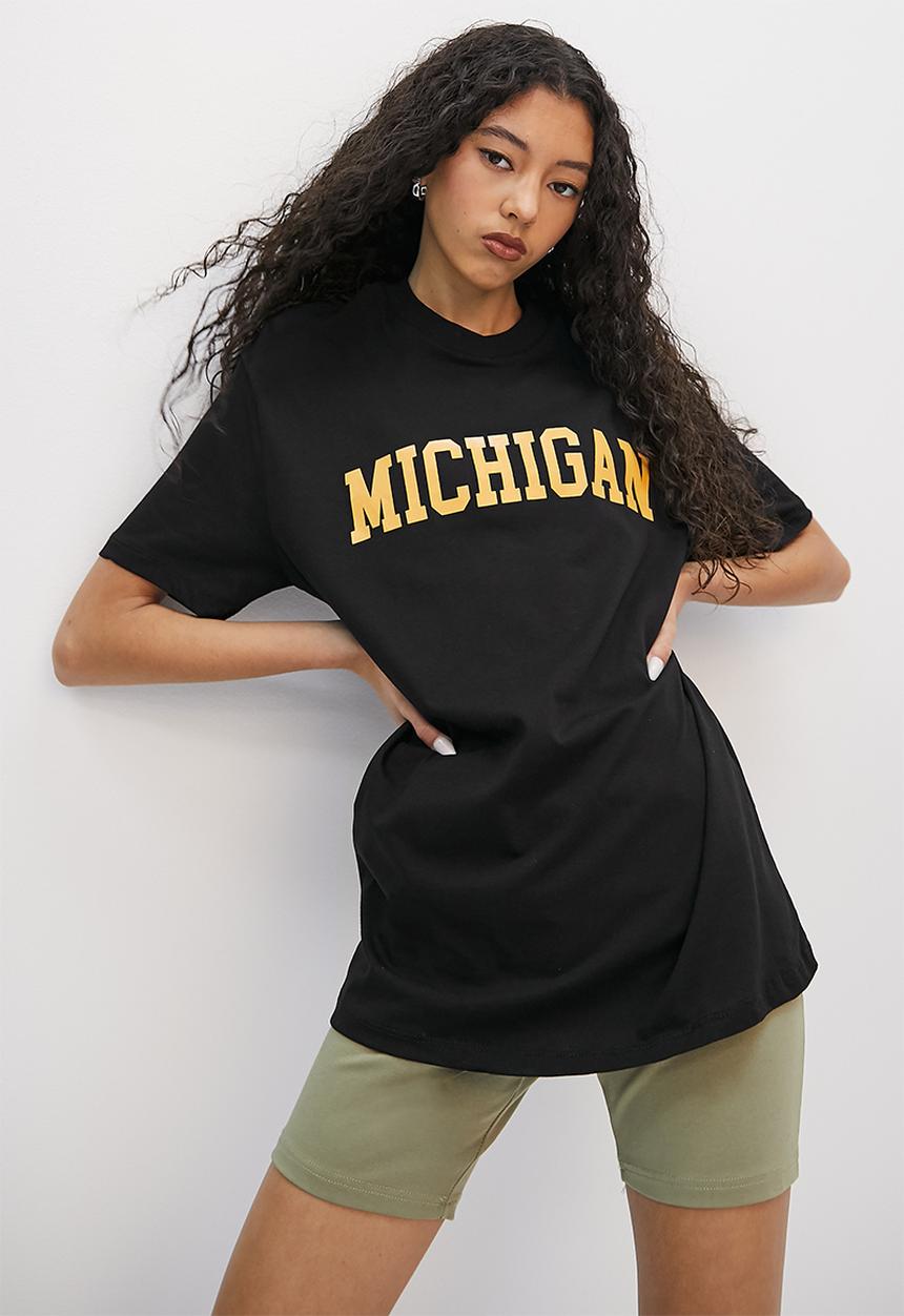 Blake - Oversized graphic tee - black
