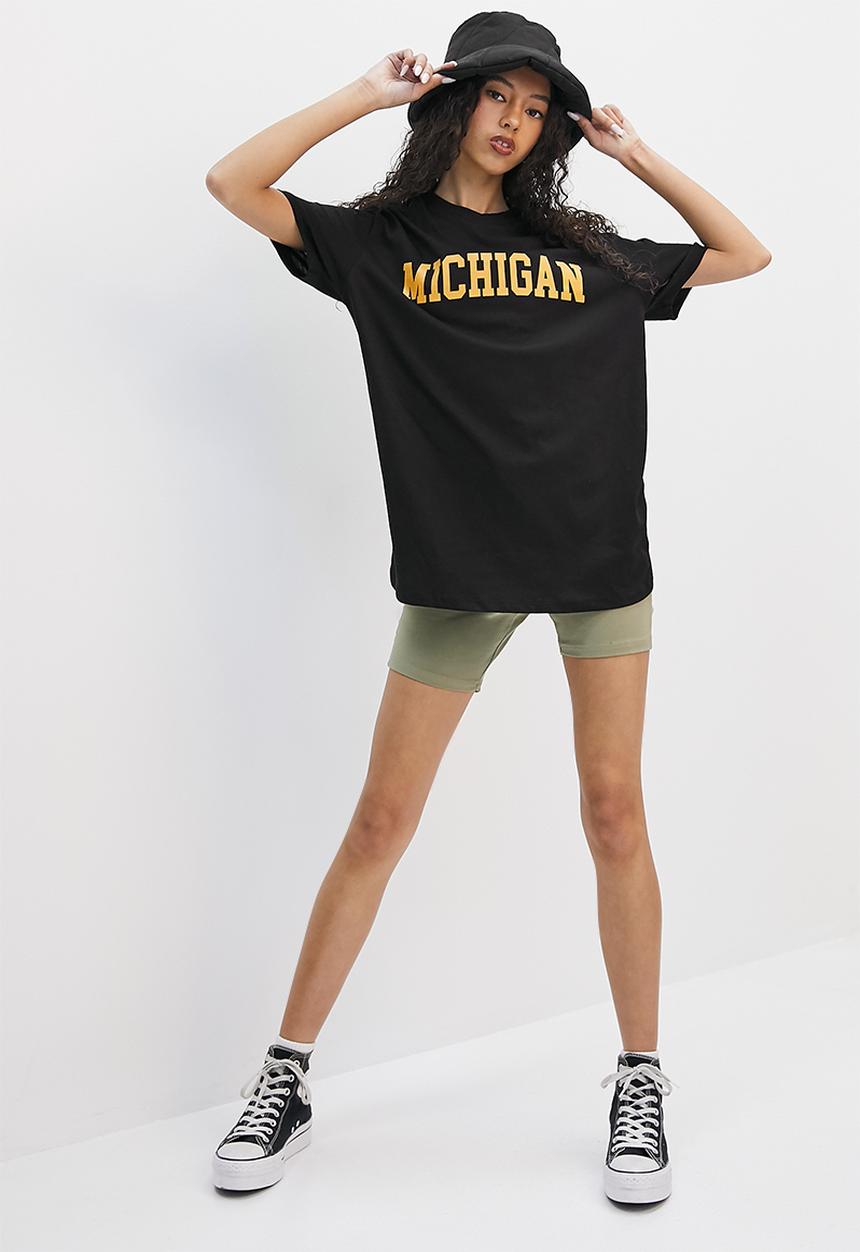 Blake - Oversized graphic tee - black