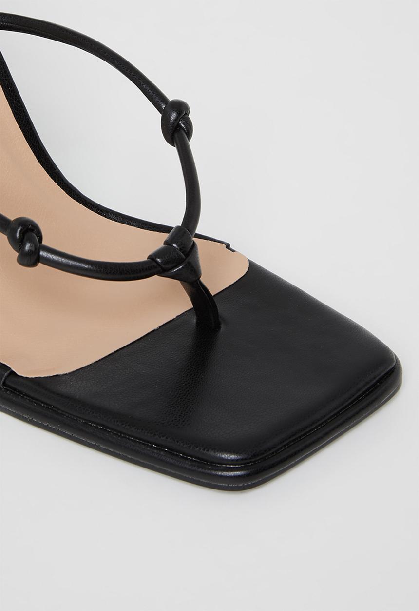 Madison® - Aleah slingback block heel - black