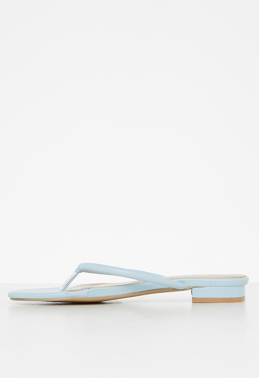 edit - Puffy round toe sandal - blue