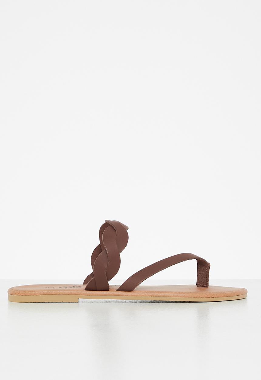 edit - Mika toe post sandal - brown