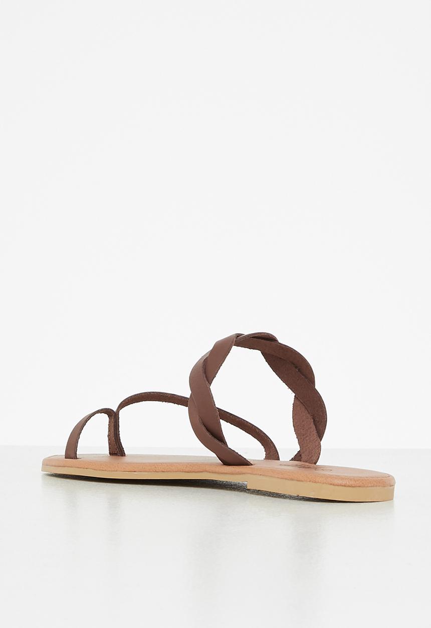 edit - Mika toe post sandal - brown