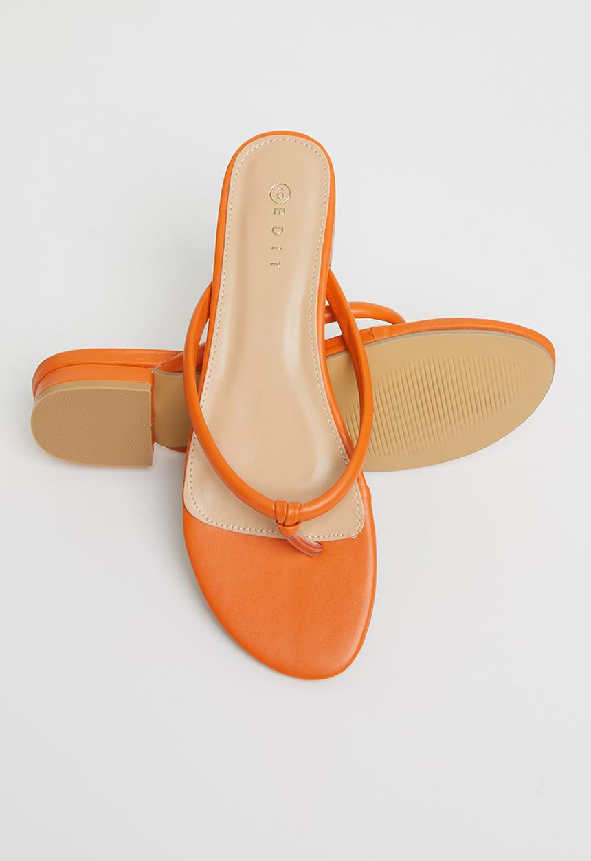 edit - Puffy round toe sandal - orange