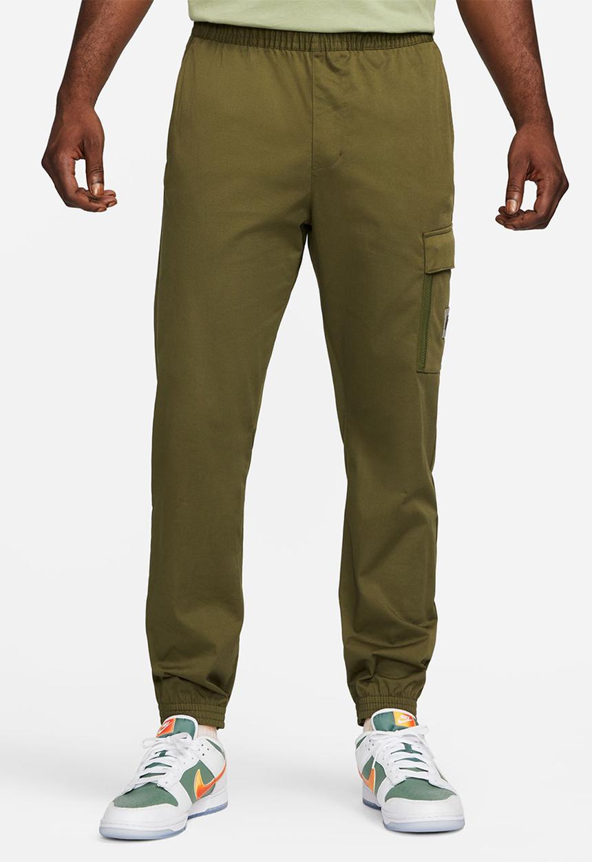 Nike - NSW Woven Trousers.- rough green & safety orange