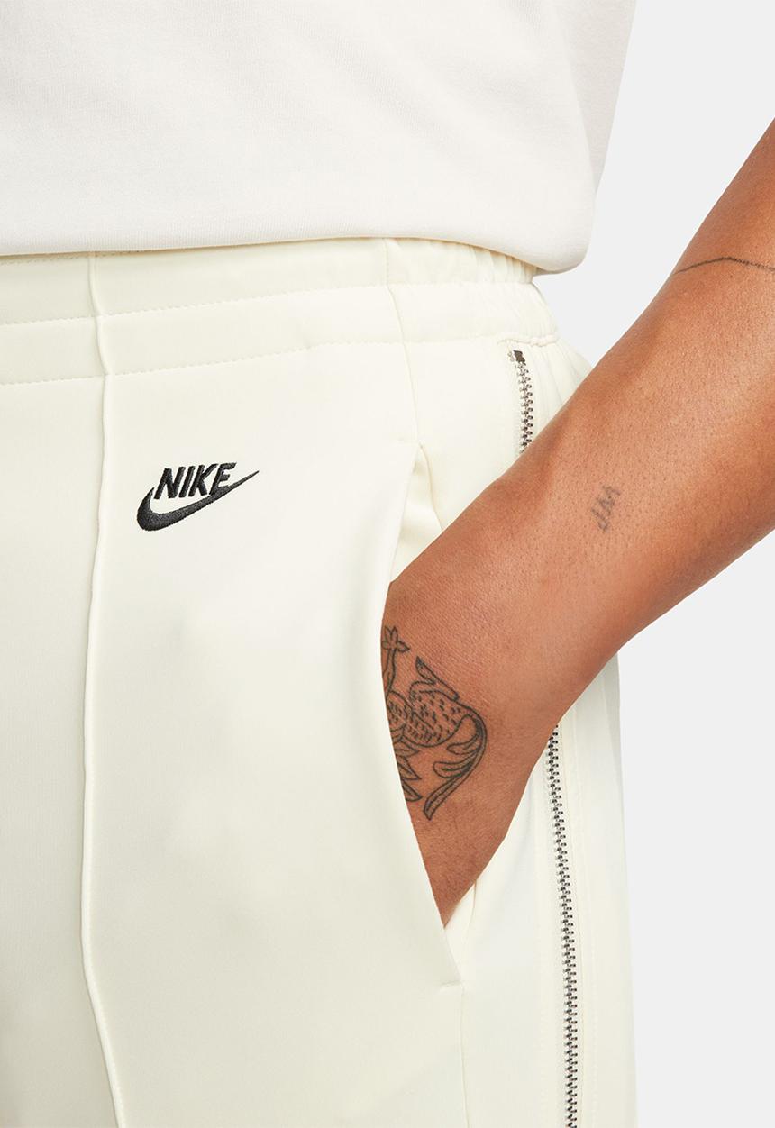 Nike - NSW Circa pant - coconut milk