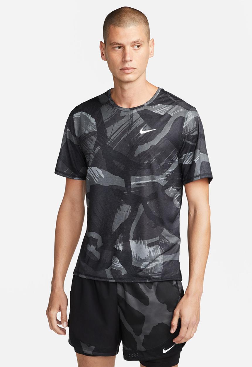 Nike - M nk df miler top ss camo - black & reflective silver