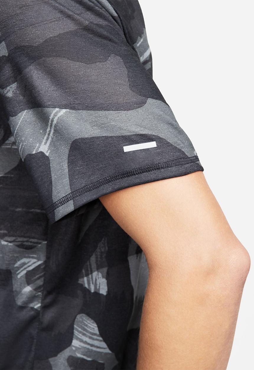 Nike - M nk df miler top ss camo - black & reflective silver