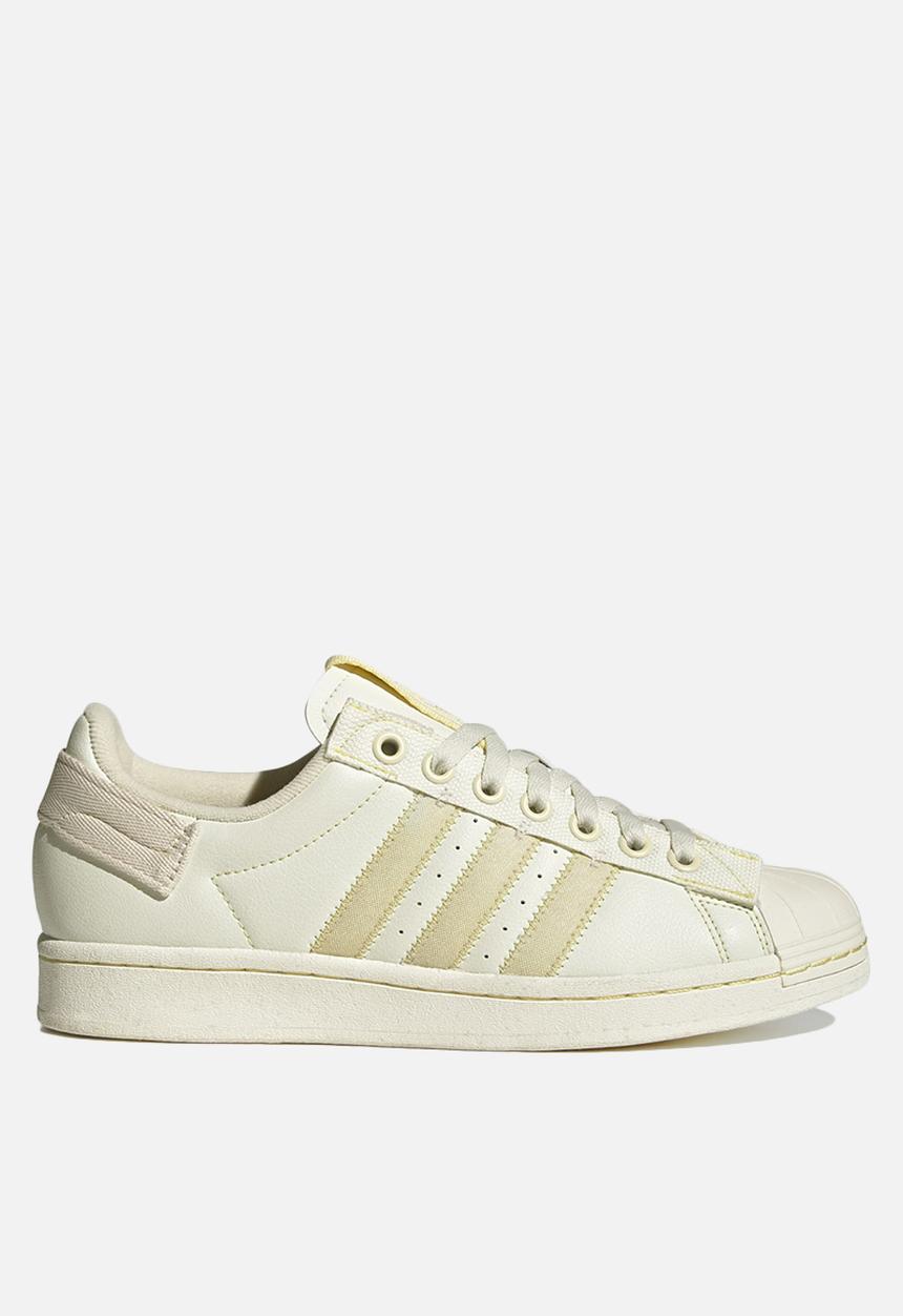 adidas Originals - Superstar parley