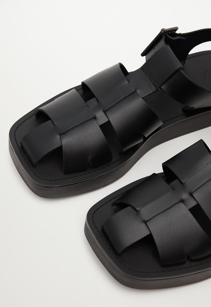 MANGO - Mar fisherman leather sandal - black
