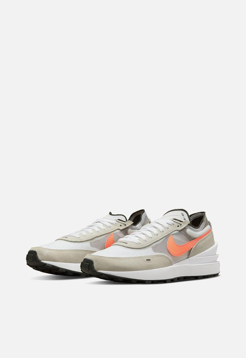 Nike - Nike waffle one - white/orange trance-light bone-black