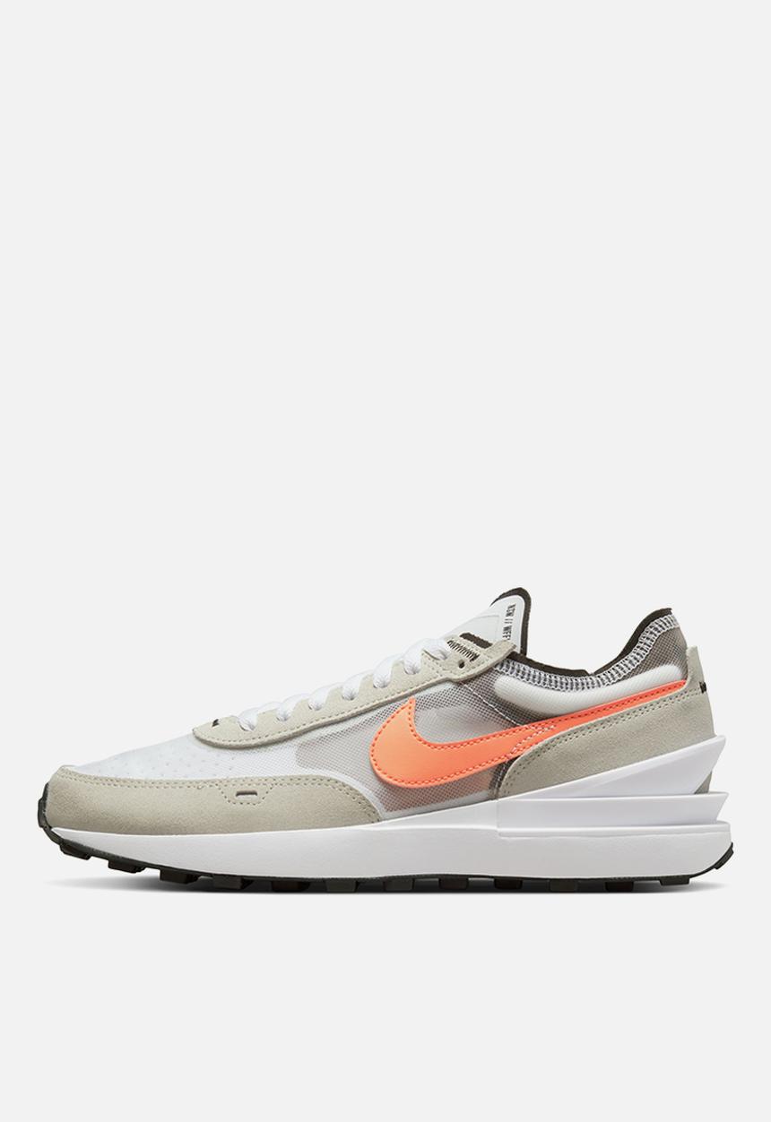 Nike - Nike waffle one - white/orange trance-light bone-black