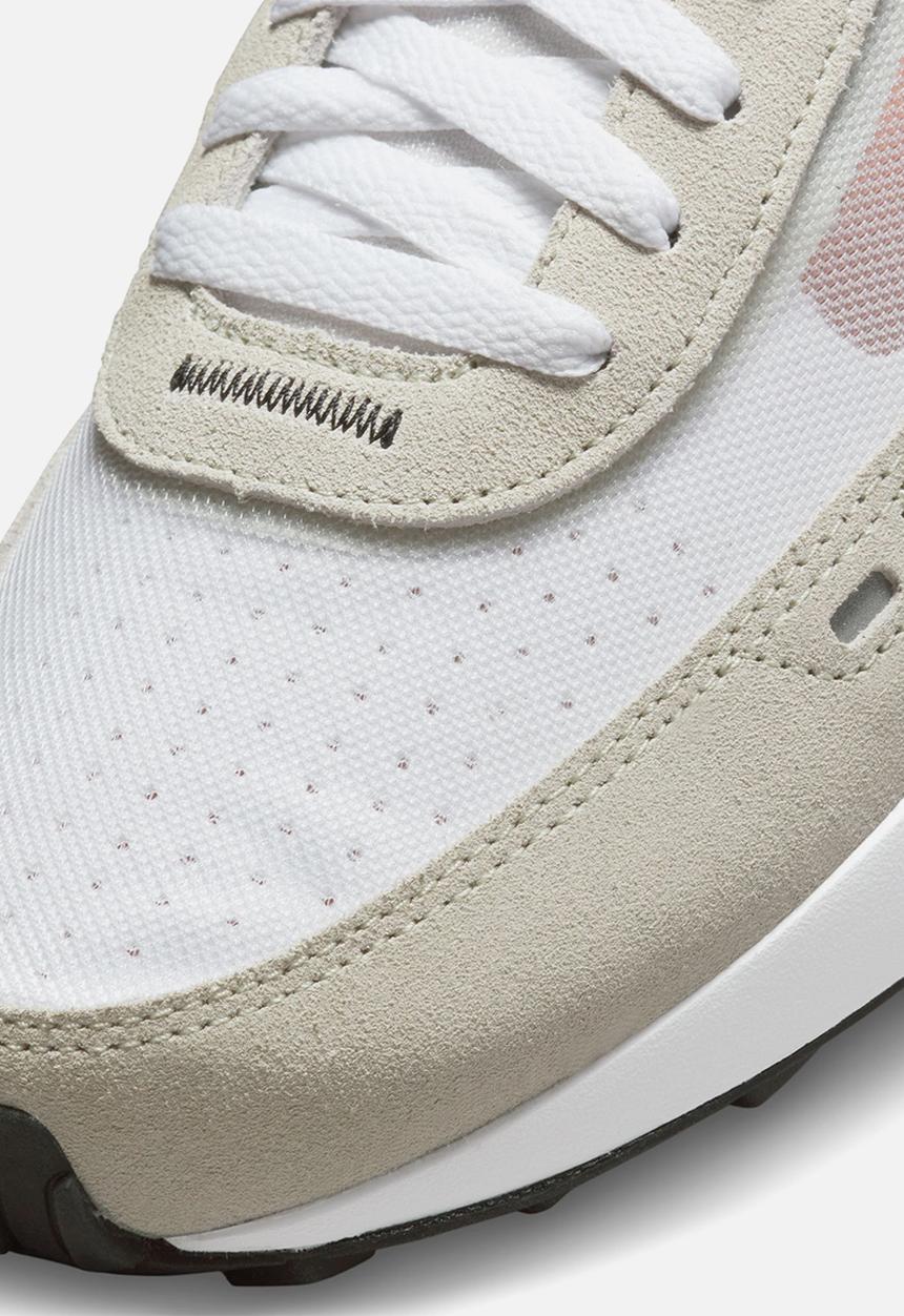 Nike - Nike waffle one - white/orange trance-light bone-black