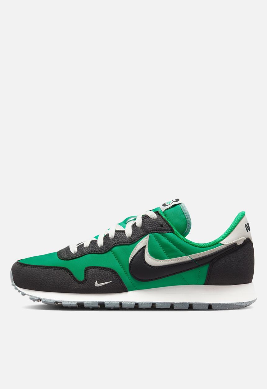 Nike - Air Pegasus 83