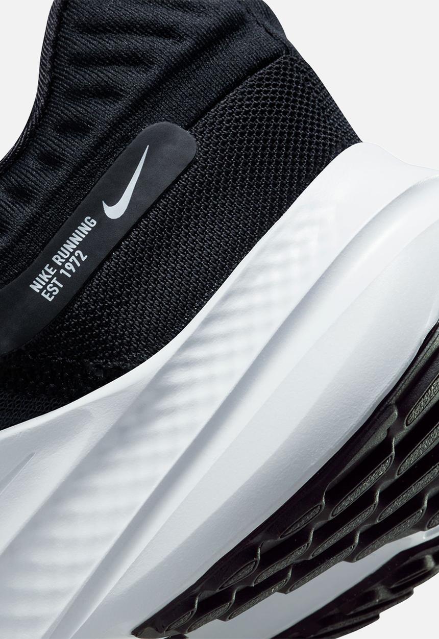 Nike - Nike Quest 5