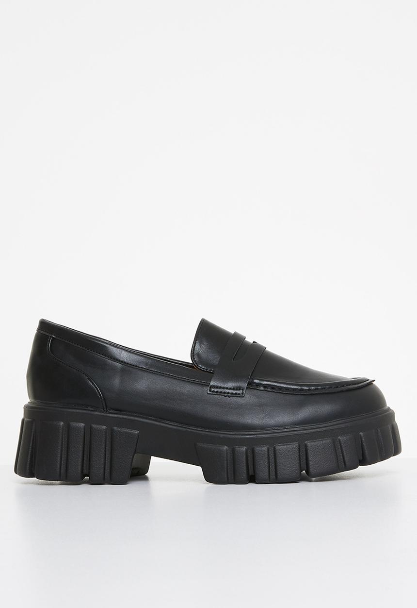 Seduction - Chunky penny loafer - black