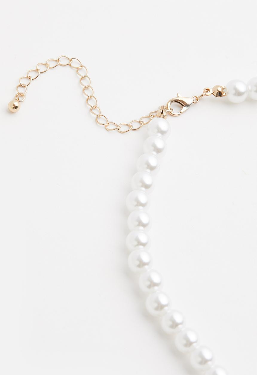 Superbalist - Casey faux pearl necklace - cream