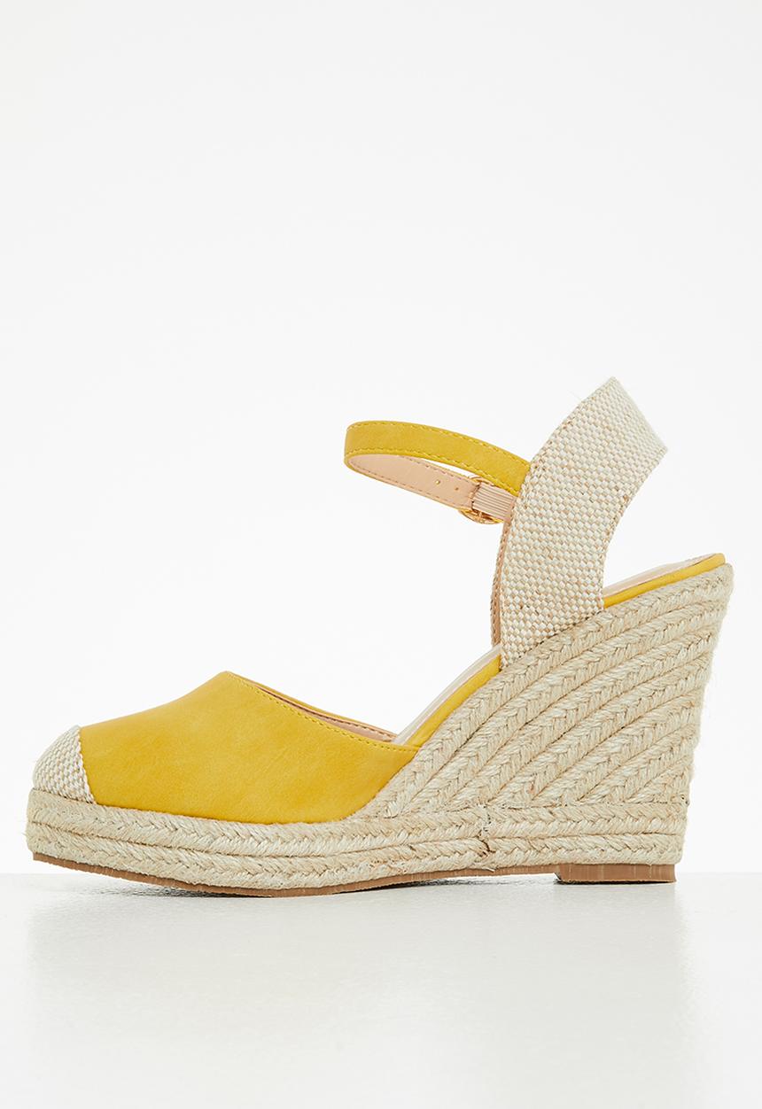 Miss Black - Hooked1 espadrille wedge heel - yellow
