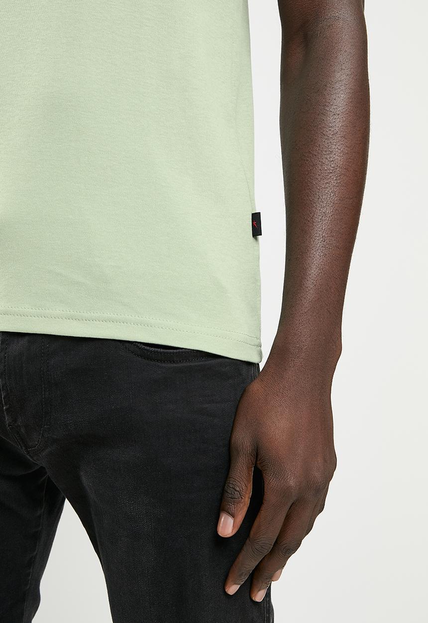 SOVIET - M bolt short sleeve muscle fit T-shirt - d sage