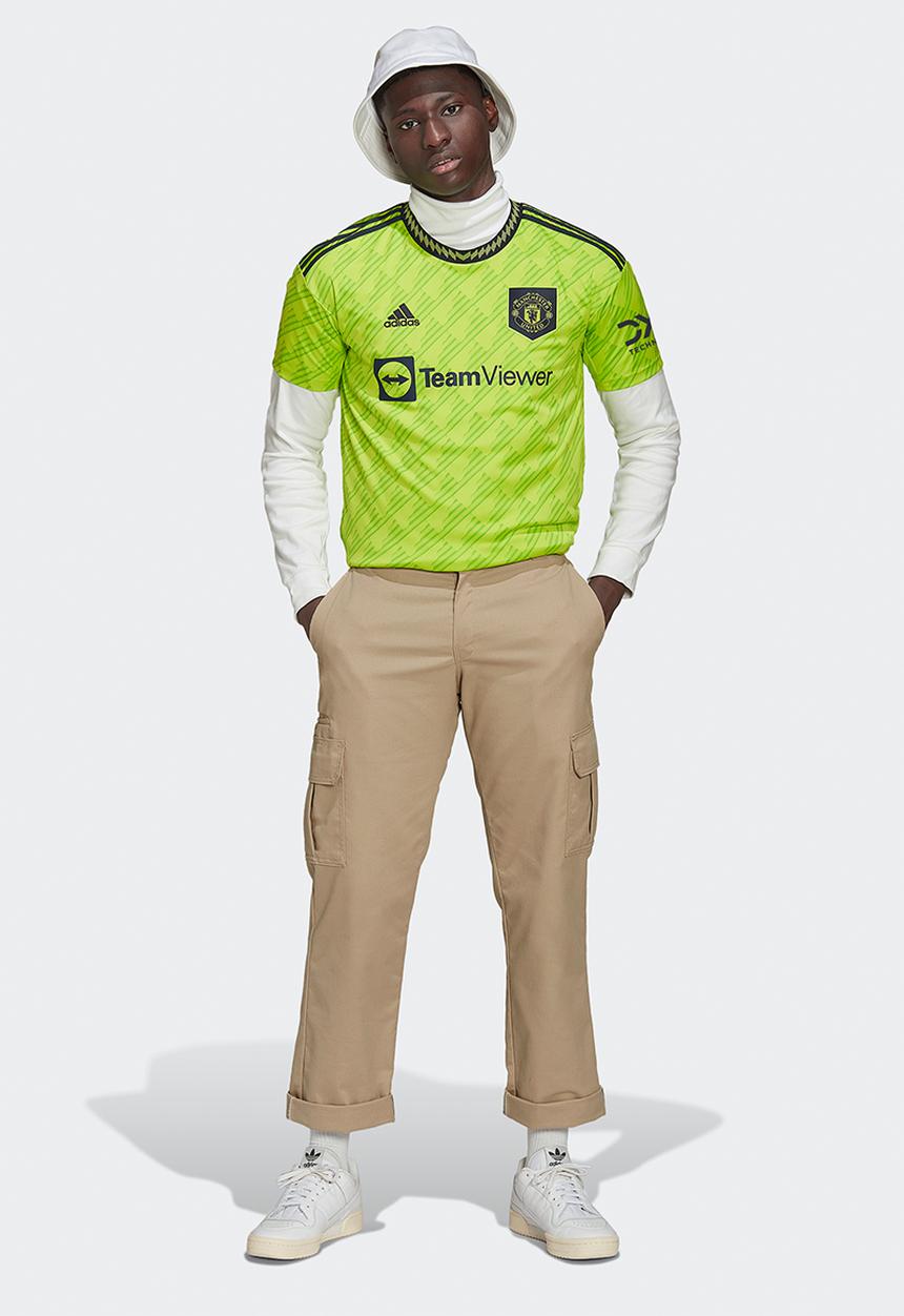 adidas Performance - Manchester United 22/23 Third Jersey - semi solar slime