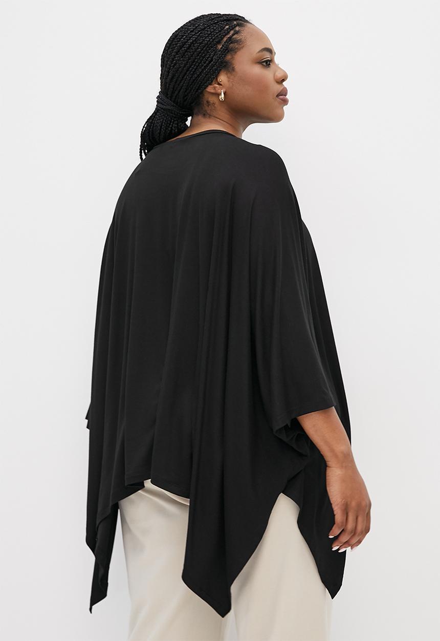 edit Plus - 3/4 Sleeve batwing top - black