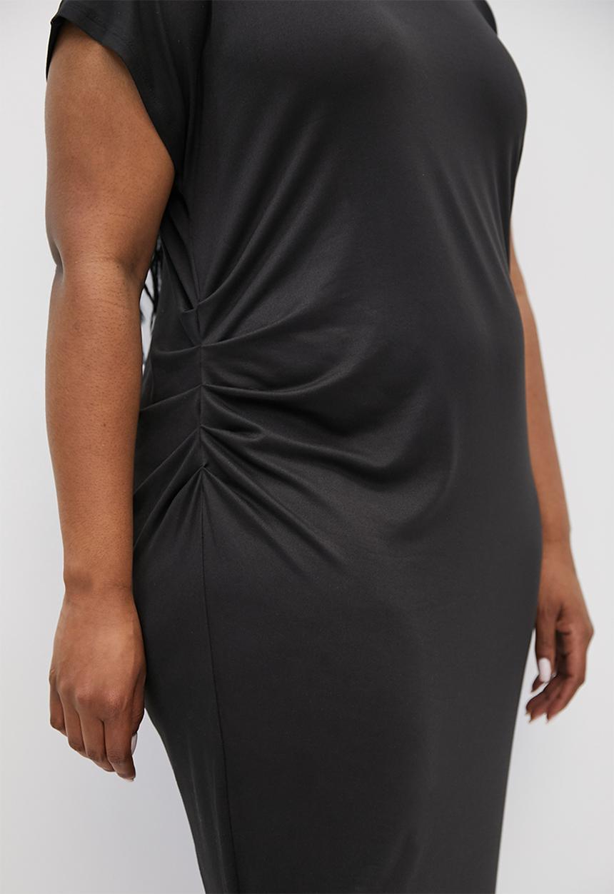 Superbalist - Side pleat column tee dress - black