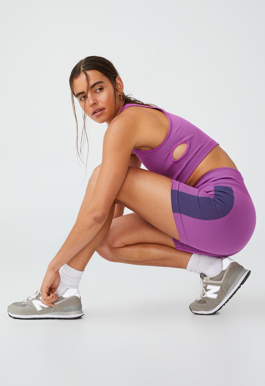 Cotton On - Seamless rib bike short - dark magenta