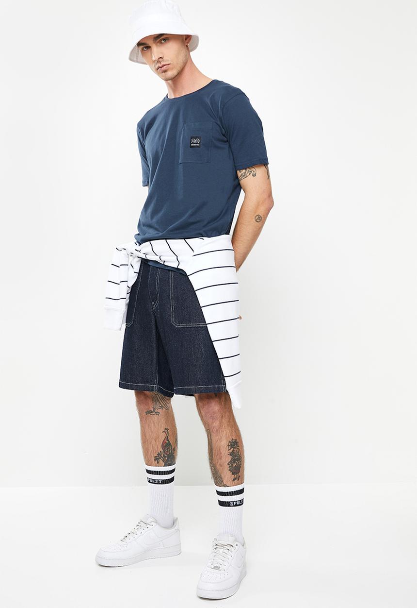 Crosshatch - Beswick ch pocket badge tee - navy