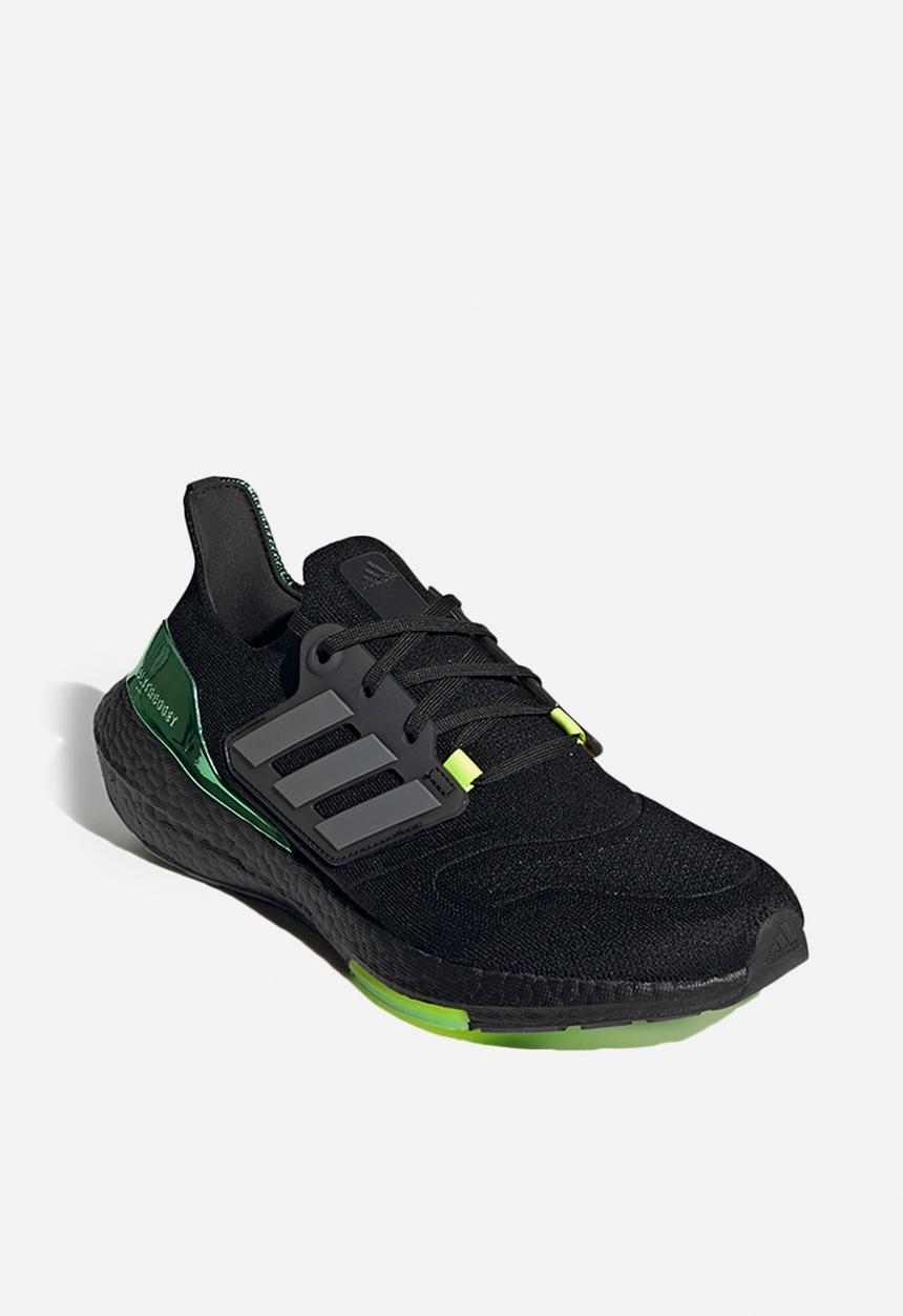 adidas Originals - Ultraboost 22 - core black/iron met./beam green