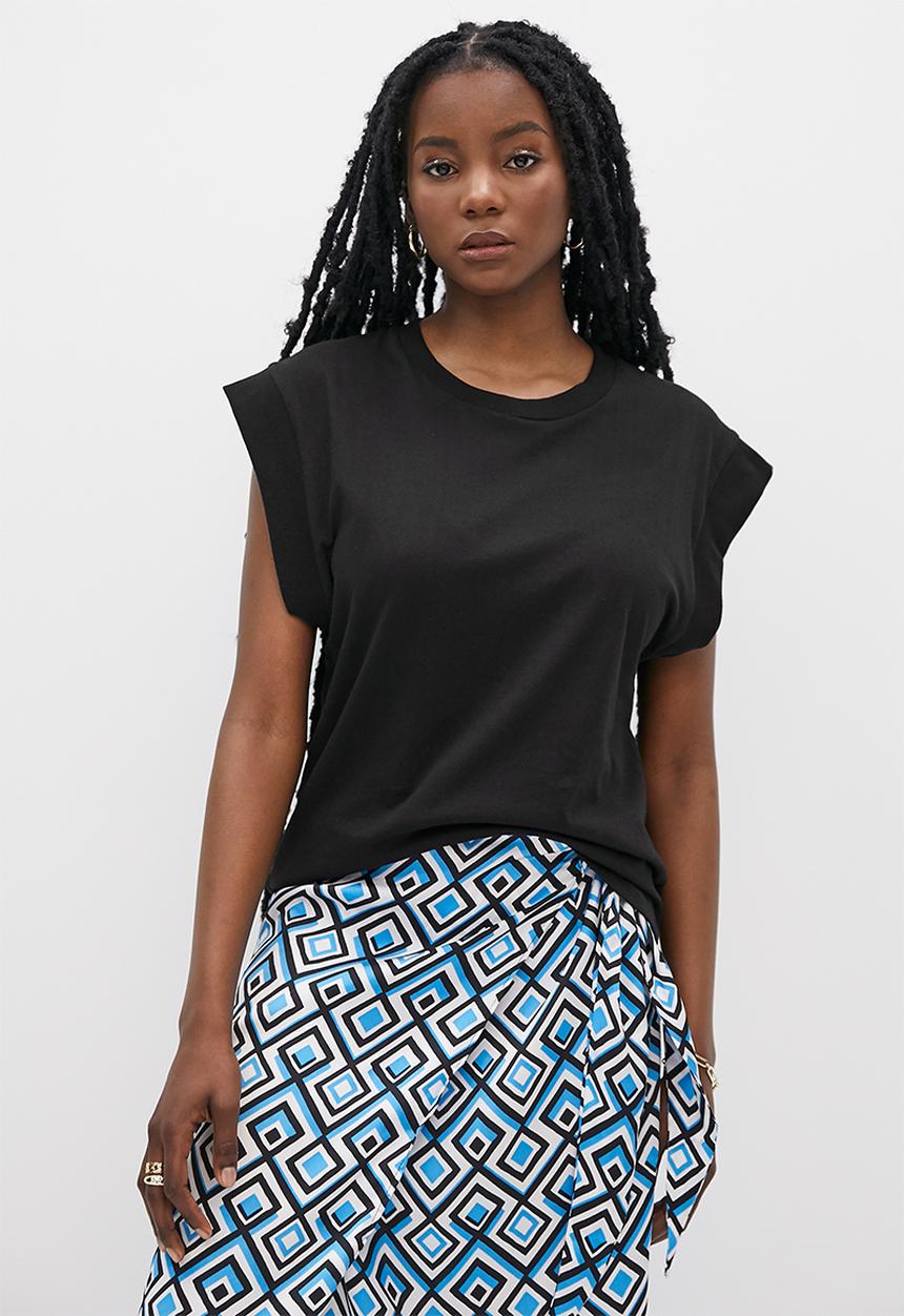 Superbalist - Relaxed grown on sleeve tee - black