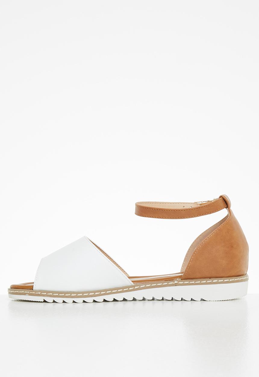 Butterfly Feet - Walnut 1 ankle tie sandal - white