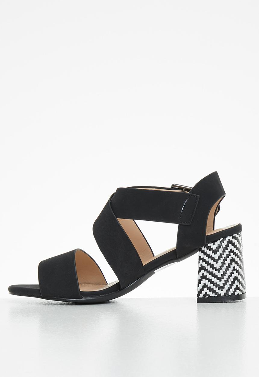 Butterfly Feet - Nicolsen 2 ankle tie block heel - black