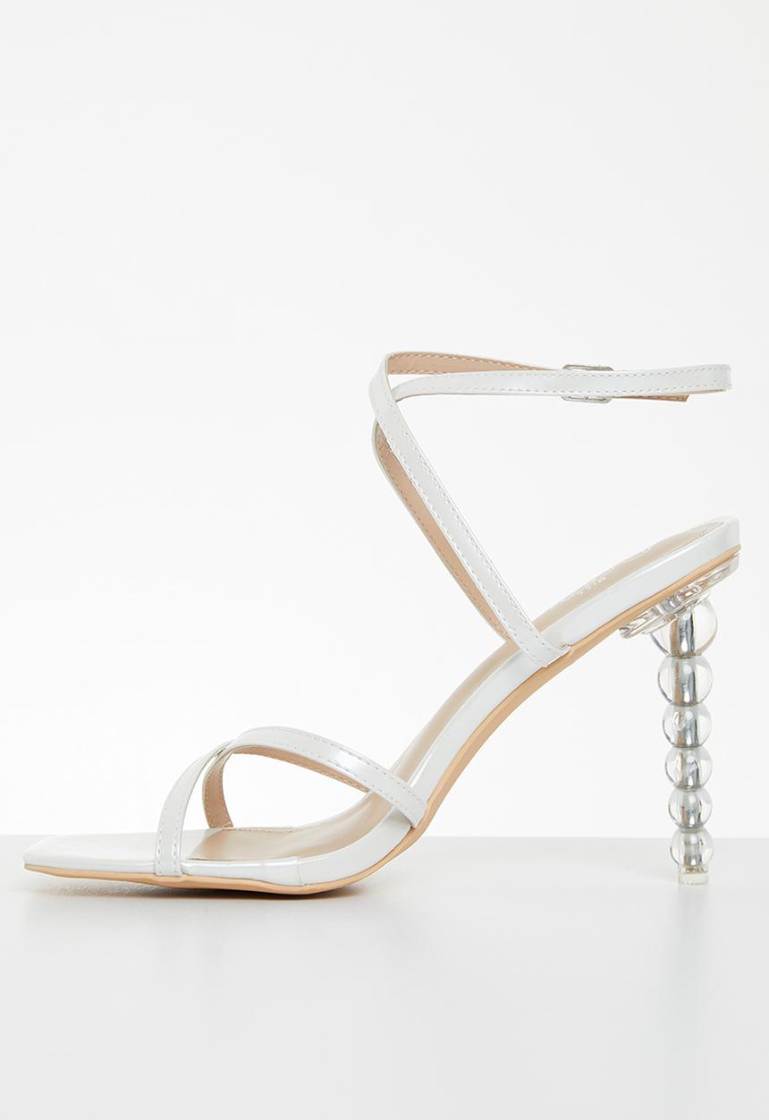 Miss Black - Hubbly2 ankle tie heel - white