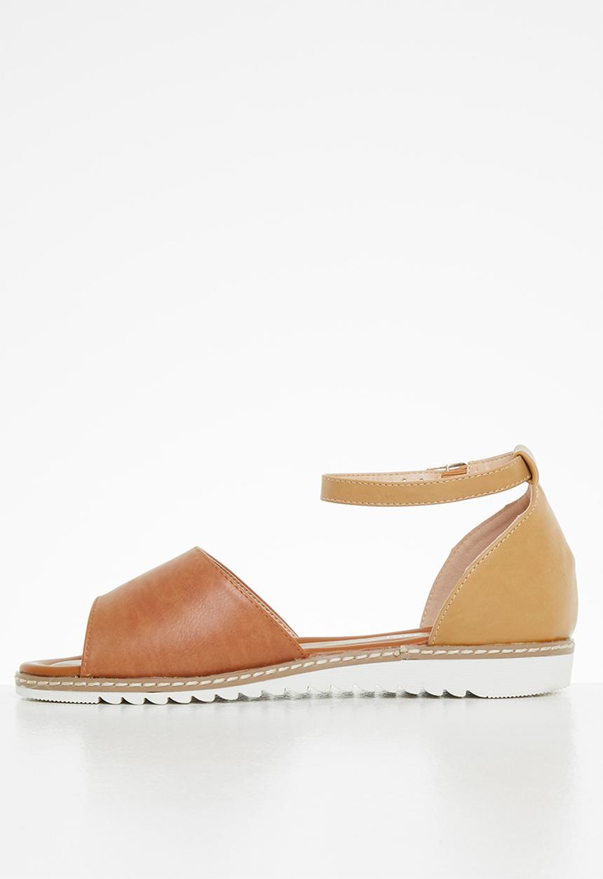Butterfly Feet - Walnut 1 ankle tie sandal - tan
