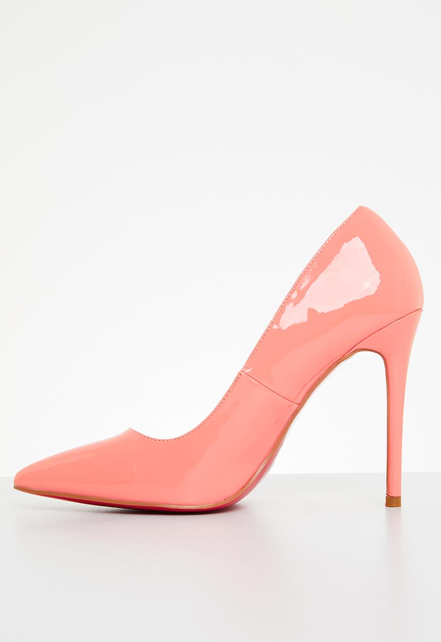 Miss Black - Lou19 barely there court heel - peach