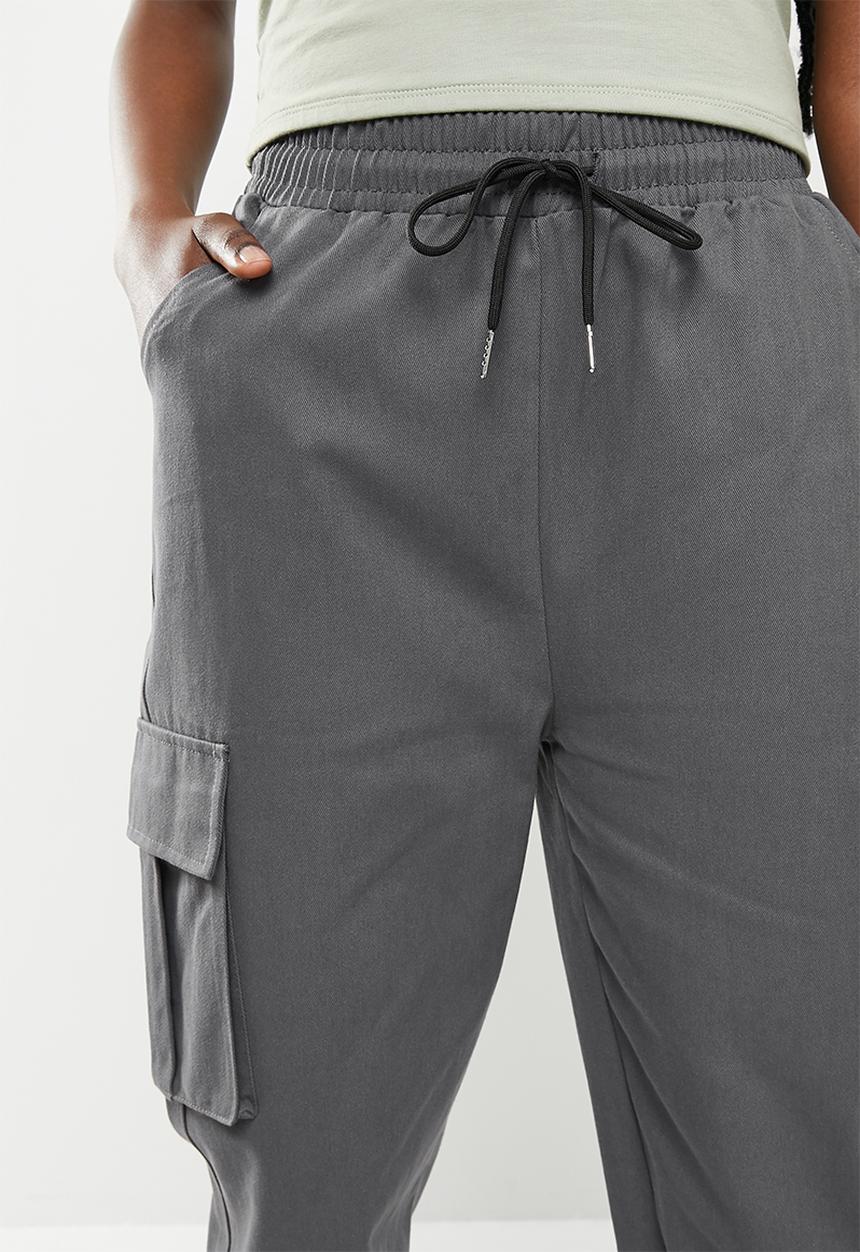 dailyfriday - Cuffed cargo pants - dark grey