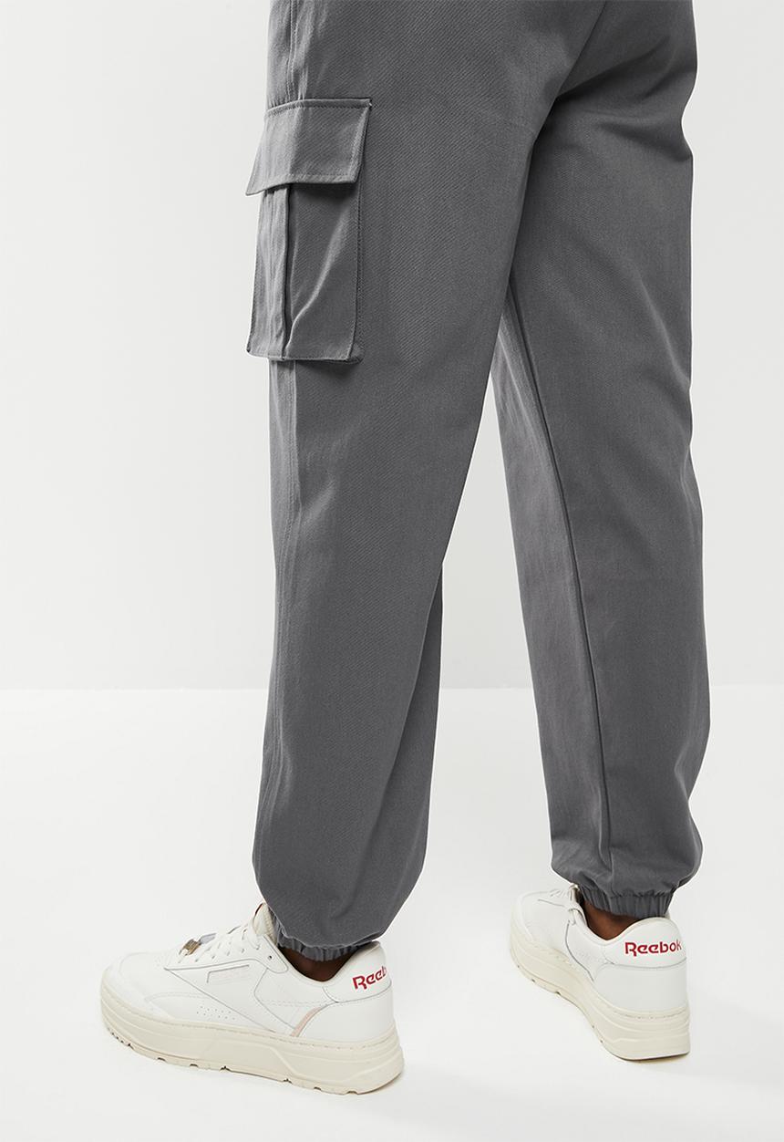 dailyfriday - Cuffed cargo pants - dark grey